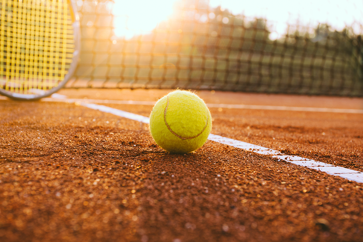 tennisplatzshop_tennisplatzpflege_heroSi3TztUJzzv2f